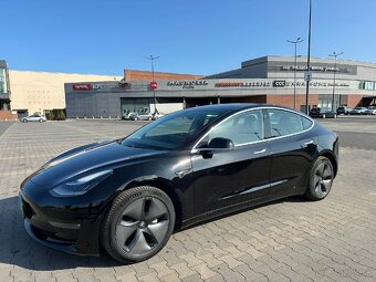 Predám auto Tesla model 3 - 12