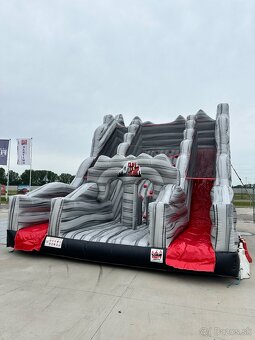 Predam nafukovacie atrakcie hrady - 12