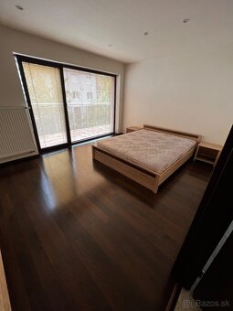 Samostatná Novostavba Uhlisko - 12