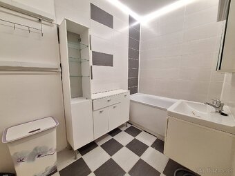 Prenájom 2 izb.byt s balkónom Kríková ul - 12