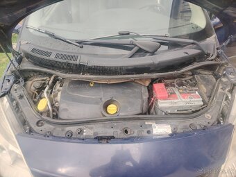 Renault Megane Scénic 1.9 DCI 96 KW - 12