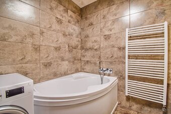 PRENÁJOM: 3IZBOVÝ KOMPLETNE ZARIADENÝ BYT, DUNAJSKÁ STREDA - - 12