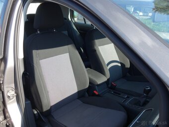 VW Golf - 12