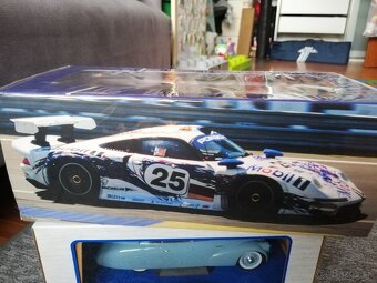 1:18  Porsche 911 GT1 #25 2nd 24h LeMans 1996 - 12