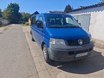Volkswagen Transporter T5 Caravelle - 12