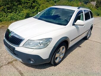 Škoda Octavia Combi Scout CR 2.0 TDI 4x4 Xenon TOP - 12