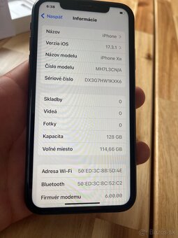 iPhone Xr Black, 128GB, 93% - 12