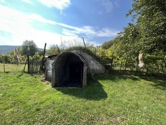 PERKUPA- 5 izbový poschodový dom v pôvodnom stave - 12