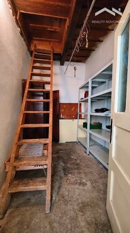 Vidiecky dom s gánkom pri lese – Horná Strehová - 12