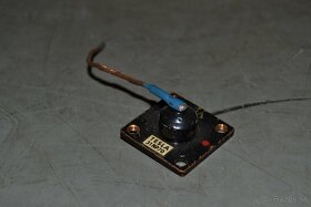 Retro súčiastky Tesla (č.1) - uloženky - 12