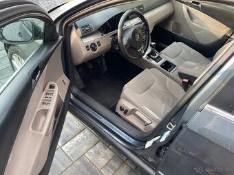 Wolksvagen passat sedan b6 2010 - 12