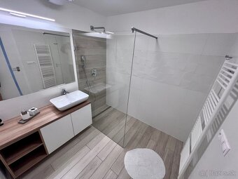 Prenájom 2 izbového bytu vo Villa Parku s parkovacím státím - 12