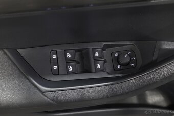 Škoda Karoq 2.0 TDI 110kW 4x4 DSG automat - 12