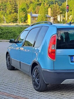 Škoda Roomster Scout DSG - 12