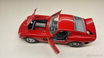 1:18 FERRARI GTO 1962 - 12
