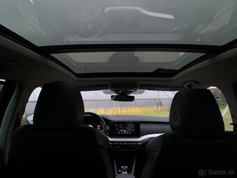 Škoda Octavia IV 110kw/combi/virtual/koža/panorama/tazne - 12