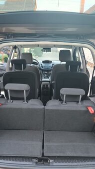 FORD GRAND C-MAX, Family 7-miestny, 1,5 TDCi 120k M6 (88kW) - 12