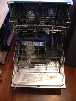 Umývačka riadu Beko - vstavaná - 12