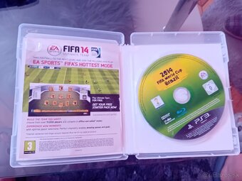 PS3 super slim - 12