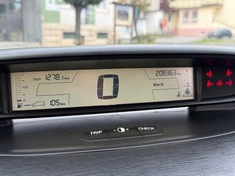 Citroën C4 1.6  klimatizácia, ťažné zariadenie - 12