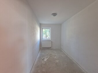 4 izb. rodinný dom v Šintave na 467m2 pozemku na predaj - 12