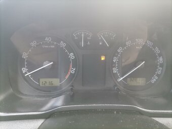 Škoda Octavia 1.6.benzin , EK a STK do 01/2028 - 12