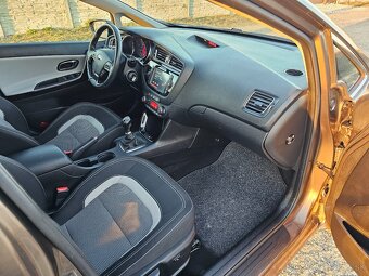 KIA Ceed 1.6 GDI 2018 Gold - 12