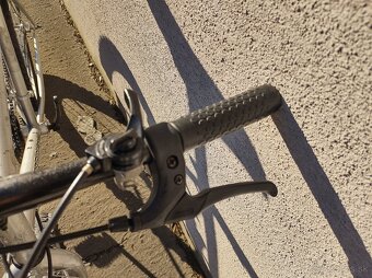 [09]  Horský bicykel Lincoln - 12