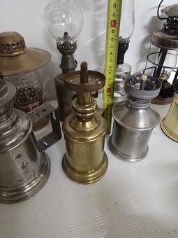 Len všetko spolu co je na fotke,lampy 38kusi - 12