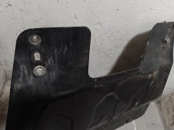 Oceľový kryt olejovej vane motora - 12