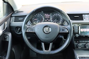 Škoda Octavia Combi 2.0 TDI Elegance/Style 4x4 - 12