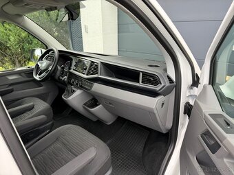 Volkswagen Caravelle 2.0 TDI DSG Comfortline Long 2023 - 12