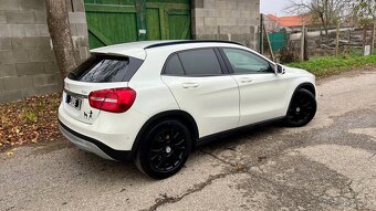 MERCEDES BENZ GLA 200 CDI AUTOMAT AKO NOVE KUPENA NA SK - 12