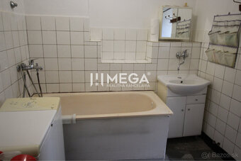 Na predaj jeden z mála bytov so záhradou za super cenu v mes - 12