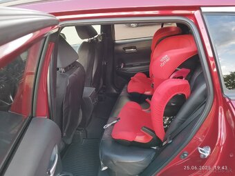 Toyota Corolla Cross - 12
