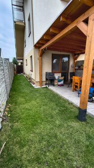 3 izbový byt so záhradou a 2x parkovacie miesta - 12
