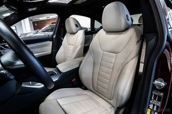 BMW i4 eDrive40 - 12