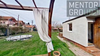 NA PREDAJ CELOROČNE OBÝVATEĽNÁ CHATA V BRATISLAVE – ZÁHORSKÁ - 12