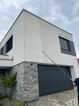 Čistenie fasád, dlažby, strechy, plotov - 12