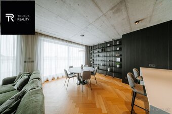 NAJLUXUSNEJŠÍ BYT V TRNAVE  s panoramatickým výhľadom na his - 12