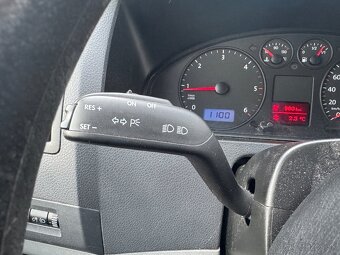 Volkswagen Transporter T5 1,9 TDi 75kW - 12