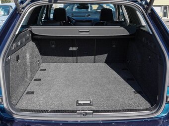 Skoda Superb Combi 2.0 TDI DSG Laurin & Klement - 12
