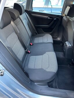 Volkswagen VW Passat B7 Combi 2.0 TDI Commonrail R17,BT,Navi - 12