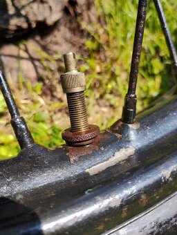 Predám originálne patinové koleso ČZ 98 ccm + brzd - 12