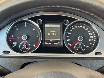 Volkswagen Passat Kombi 2,0TDI TOP výbava - 12