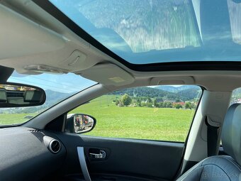 Nissan Qashqai TEKNA 4x4 automat - 12