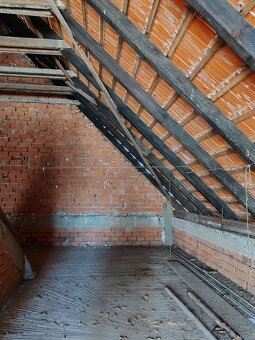 Na predaj rodinný dom Jaslovské Bohunice - 12