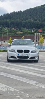 BMW 320i e90 automat - 12