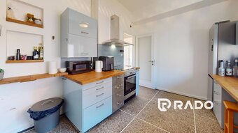 RADO | Na predaj 3i byt + garsónka v RD | pozemok | garáž |  - 12