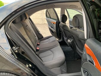 MERCEDES-BENZ E TRIEDA SEDAN 220 CDI ELEGANCE - 12